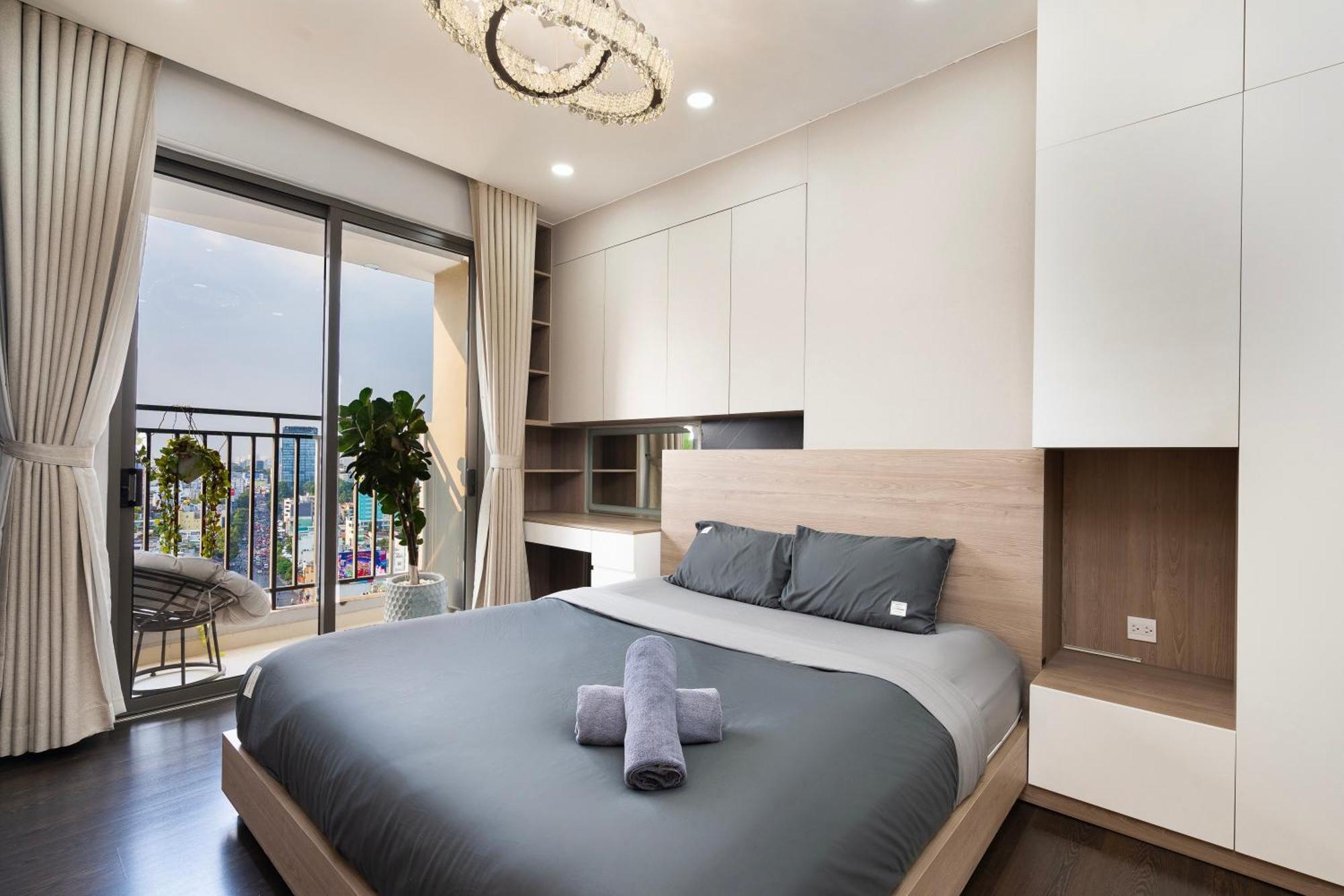 Double E Saigon Apartment In Rivergate Building ホーチミン市 エクステリア 写真