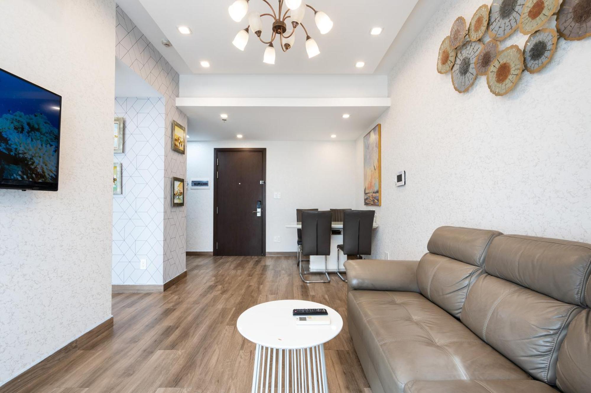 Double E Saigon Apartment In Rivergate Building ホーチミン市 エクステリア 写真
