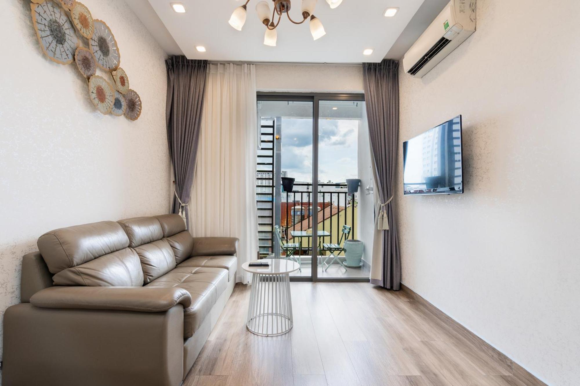 Double E Saigon Apartment In Rivergate Building ホーチミン市 エクステリア 写真