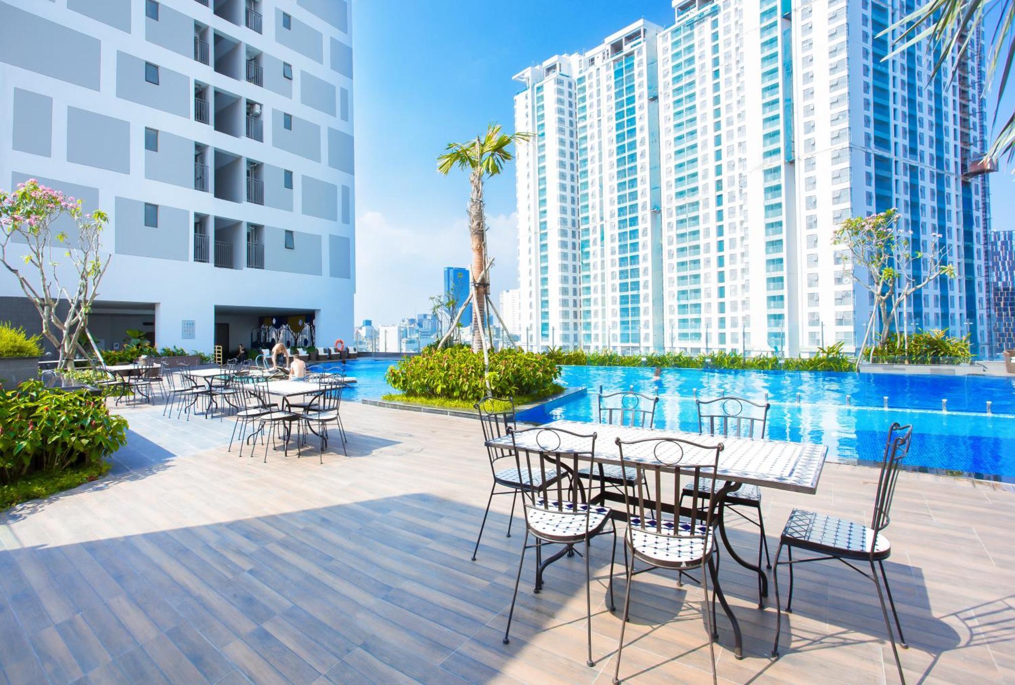 Double E Saigon Apartment In Rivergate Building ホーチミン市 エクステリア 写真
