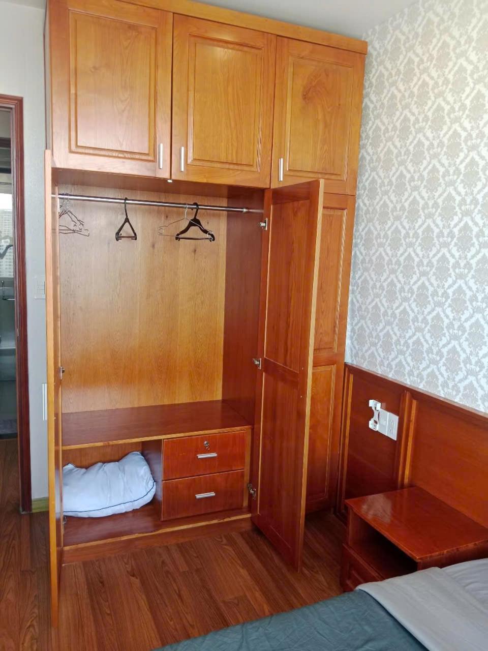 Double E Saigon Apartment In Rivergate Building ホーチミン市 エクステリア 写真