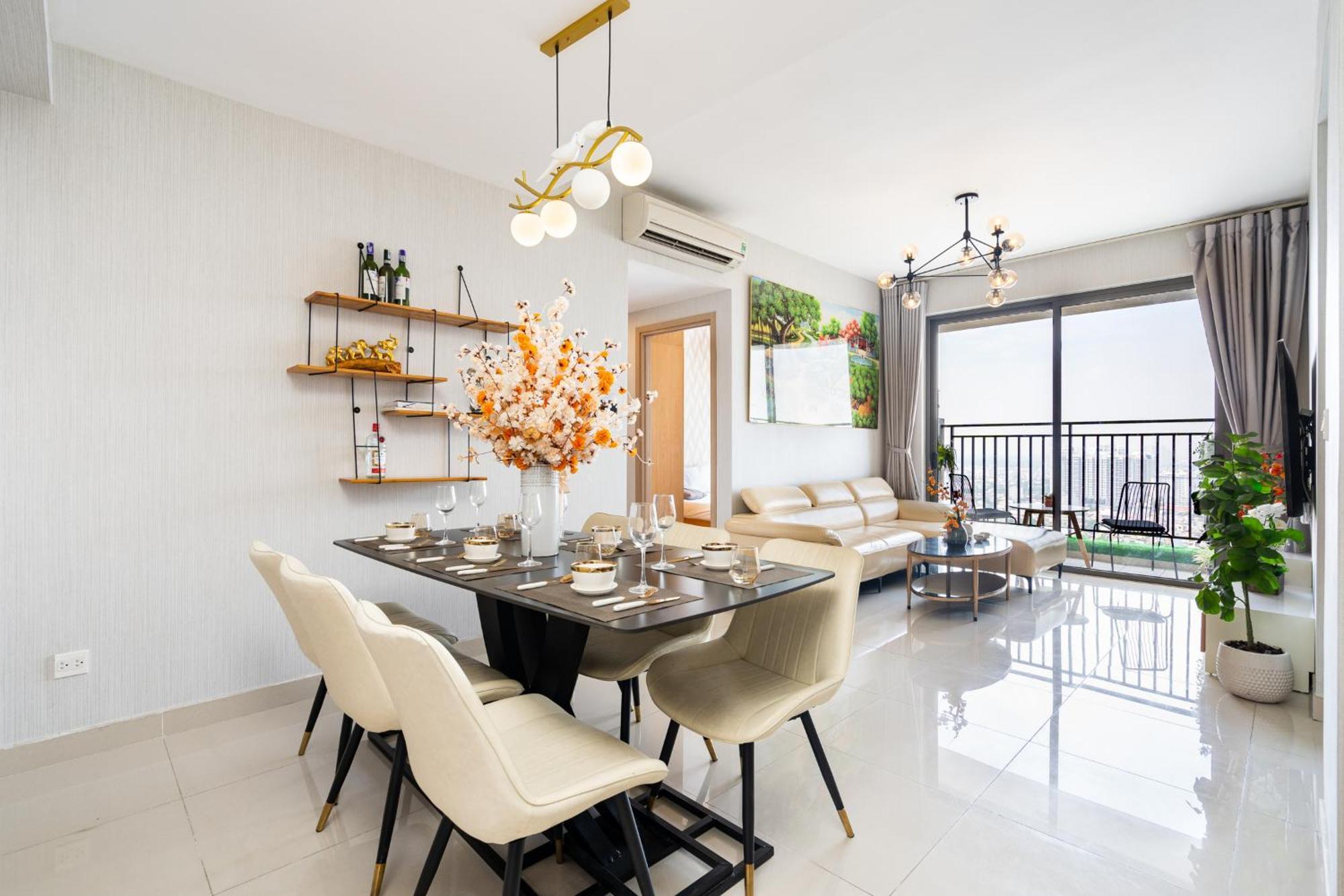 Double E Saigon Apartment In Rivergate Building ホーチミン市 エクステリア 写真